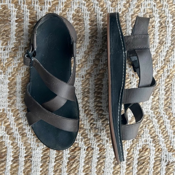 Chaco Tornado Leather Strappy Sandals Adjustable Buckle Dark Brown Size 7 - Picture 1 of 6